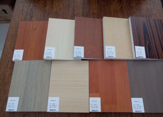 Ahorro de la energía ignífugo laminado grano de madera de la pared interior del tablero de la espuma
